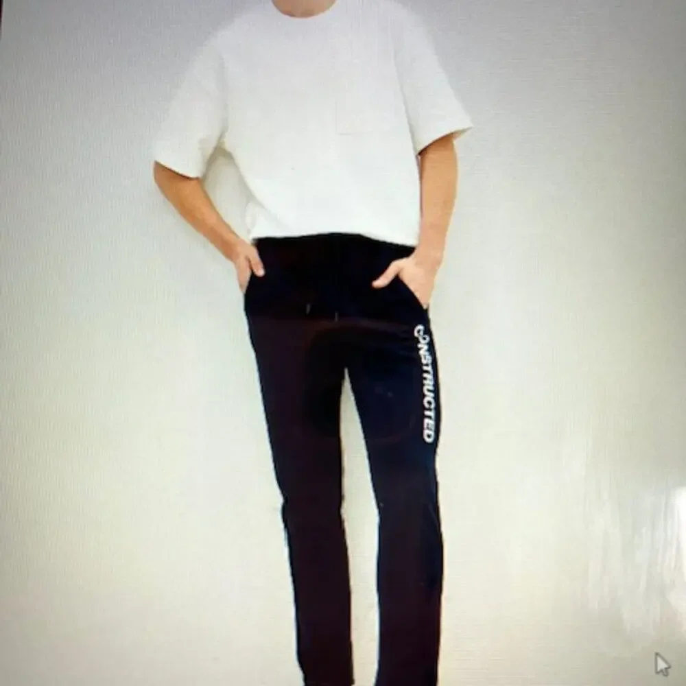 LC Waikiki Black Slim Fit CONSTRUCTED Mens Joggers Sz L